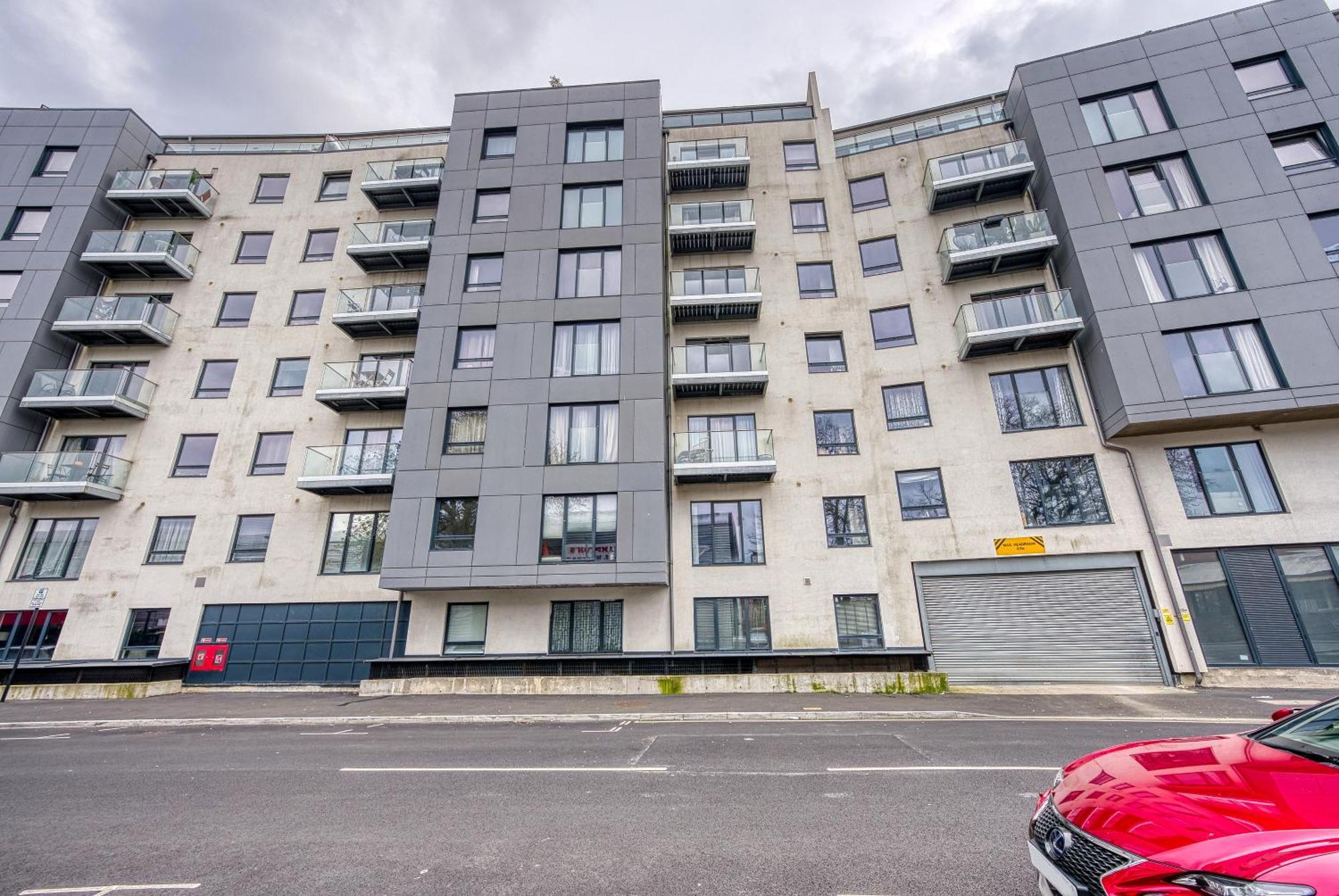 Summer Special Offer!! Cosy, Spacious, Stylish & Modern 2 Bedrooms Apartment, Prime Location! Sleeps 6, Ocean Village - By Blue Puffin Appartamento *