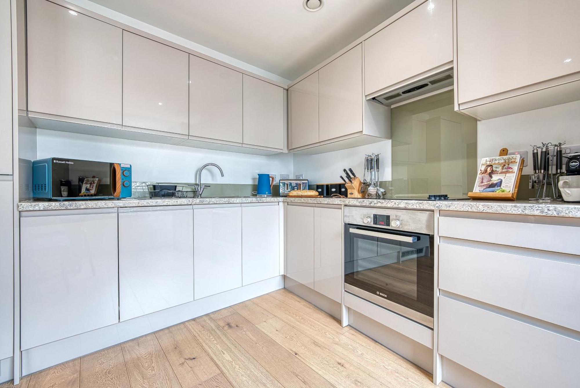 Apartment Blue Puffin Stays: Stylish 2-bed In Ocean Village
